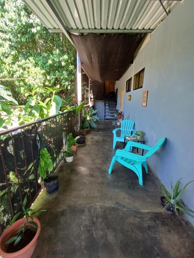 Monos Titi Third Floor Apartment มานูเอล อันโตนิโอ ภายนอก รูปภาพ